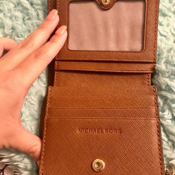 Michael Kors handbag and wallet - Picture 4 of 4